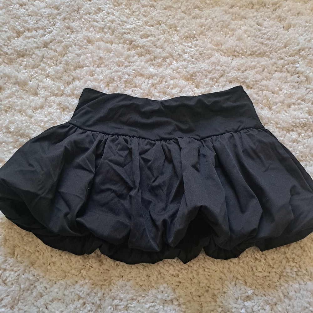 SHEIN Black Bubble Hem Mini Skirt Size L Puffy Gathered Waistband Skirt - Picture 3 of 4